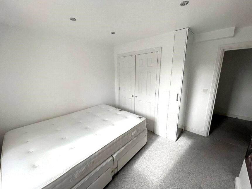Flat Malden Road in Watford
