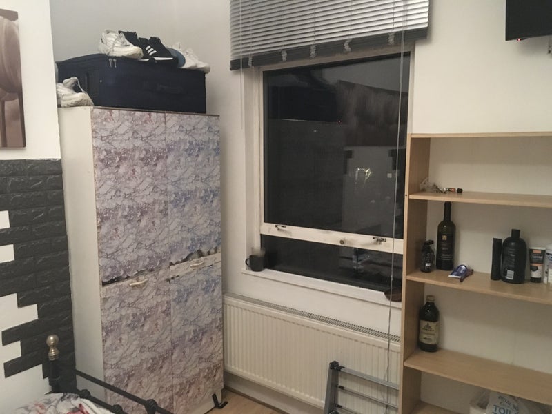 Room Cricklewood Broadway in Greater London