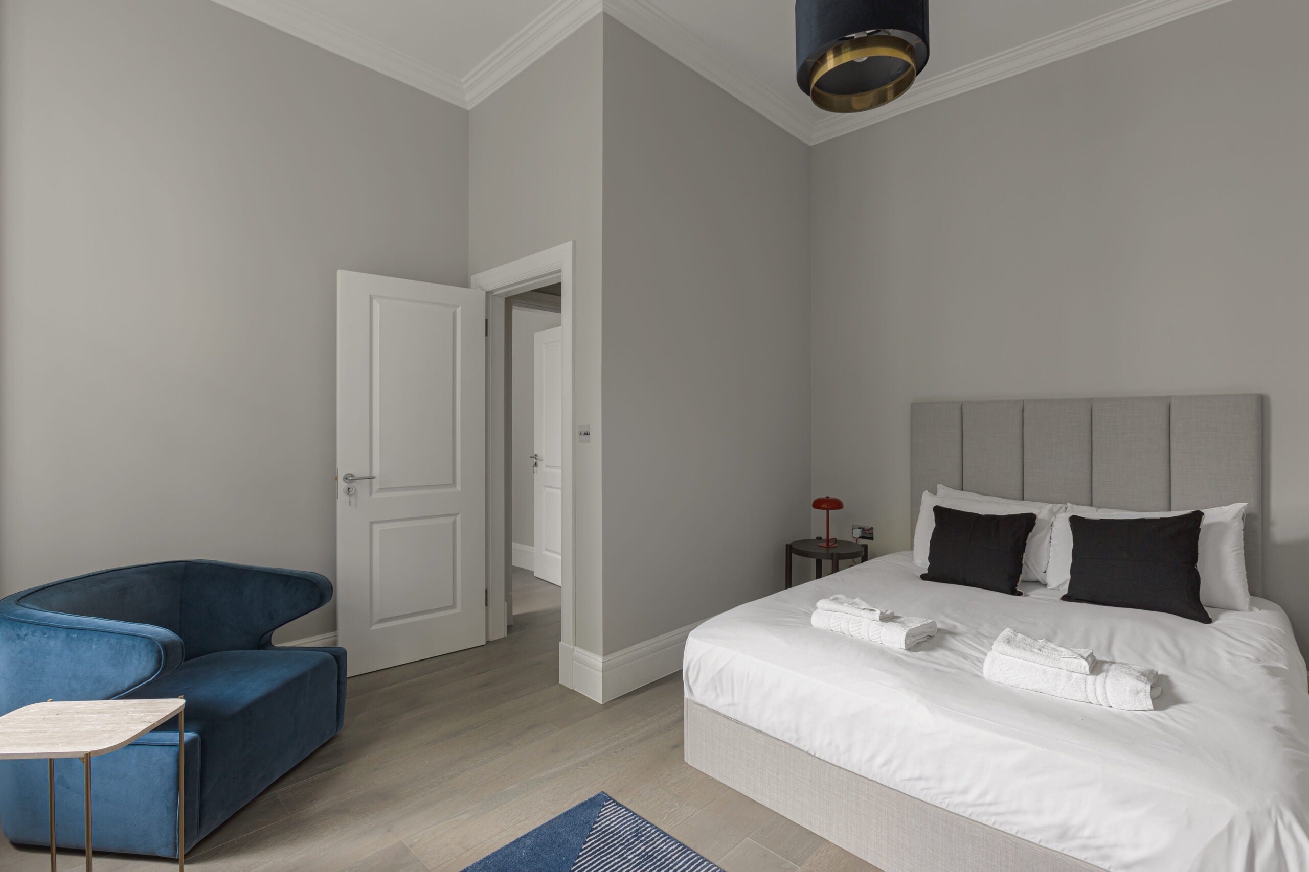Flat Collingham Road in Greater London