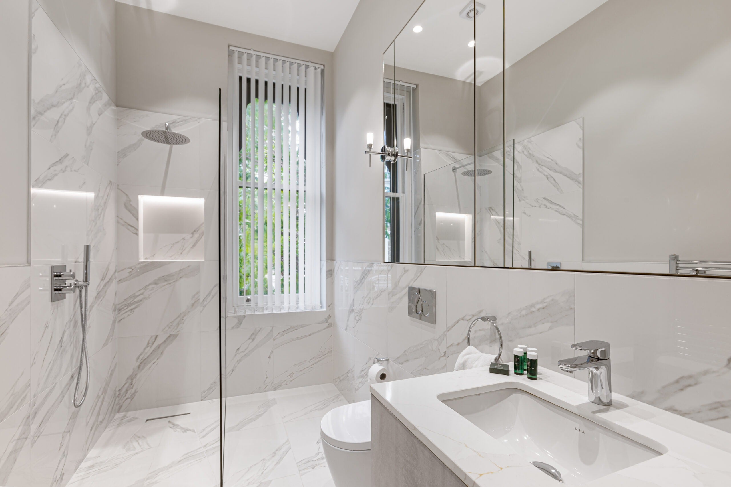 Flat Collingham Road in Greater London