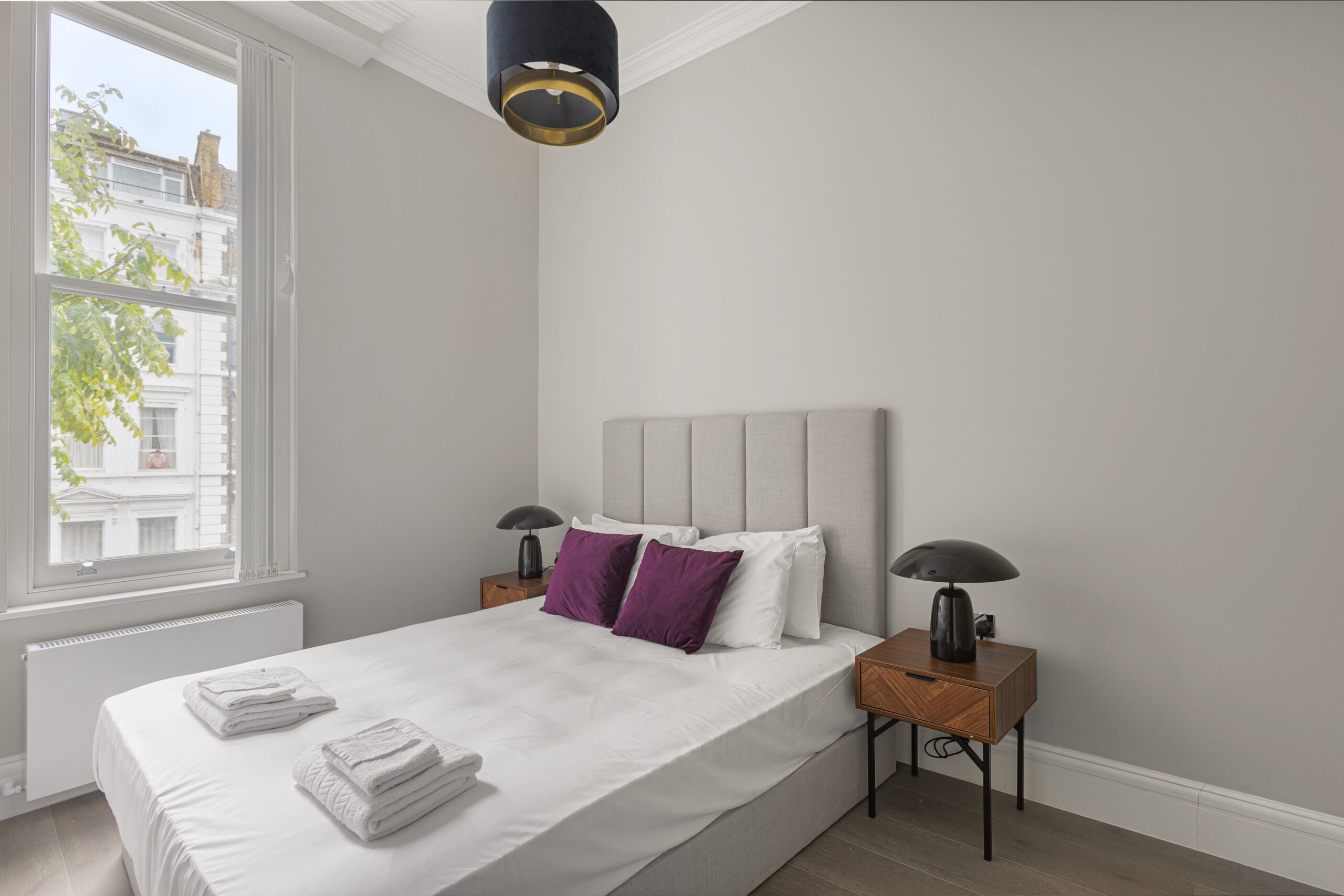 Flat Collingham Road in Greater London