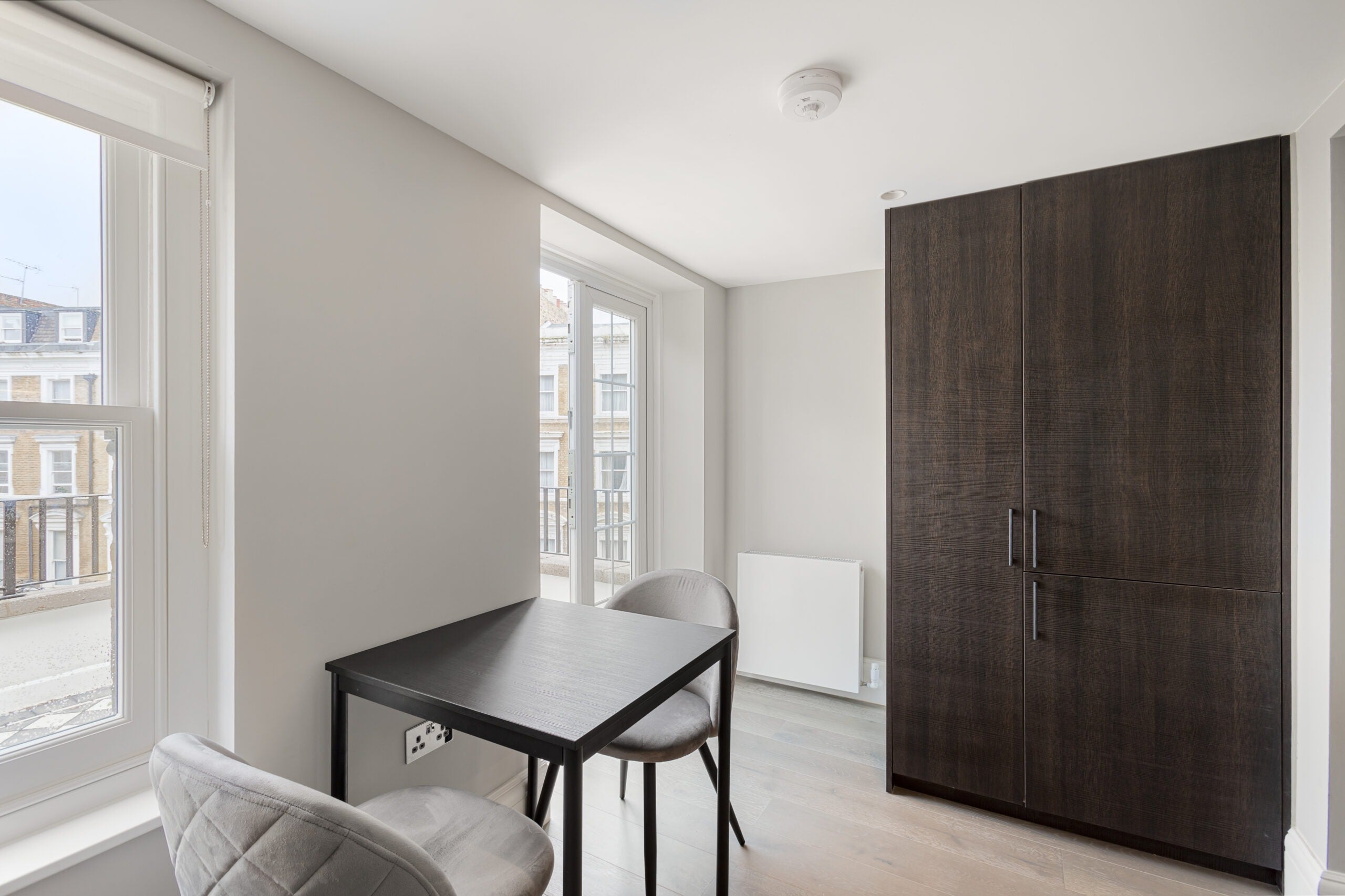 Flat Collingham Road in Greater London