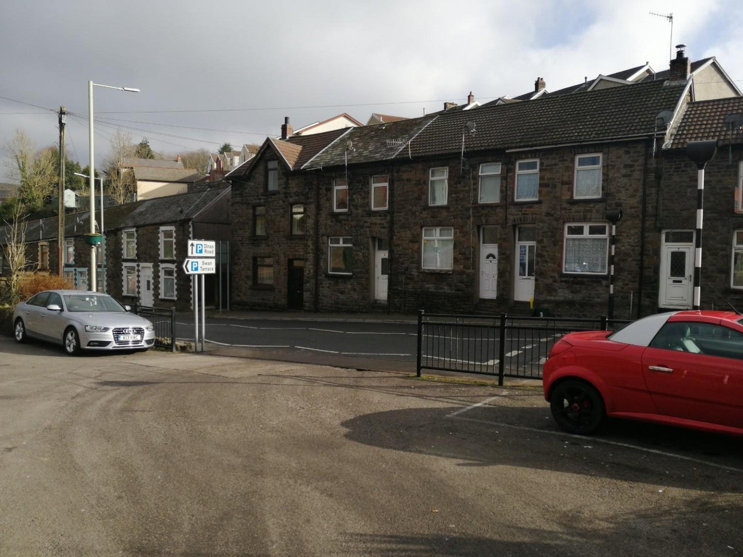 House Dinas Road in Tonypandy