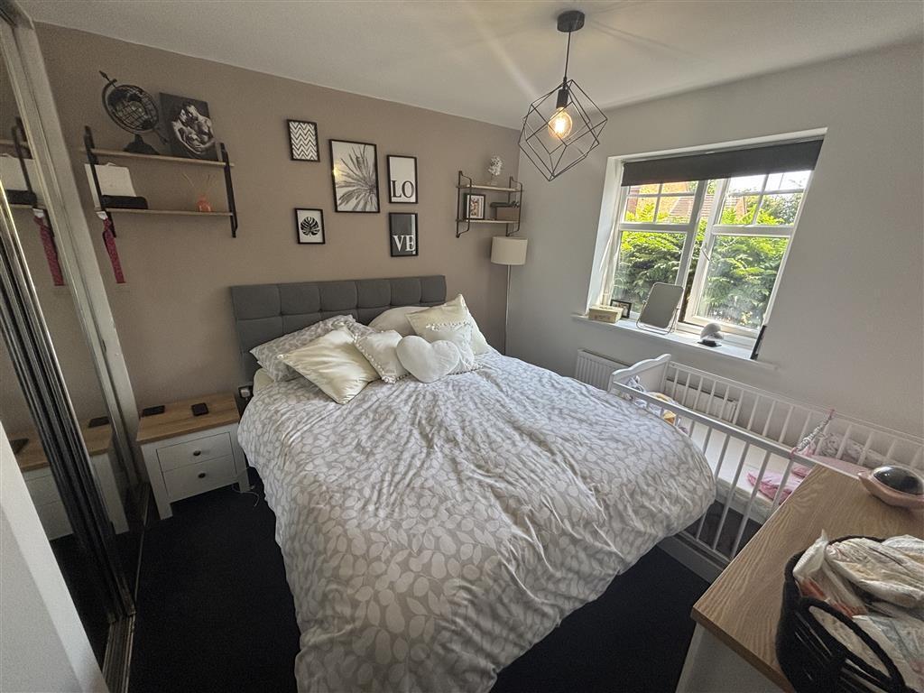 Flat Mulberry Drive in Lichfield
