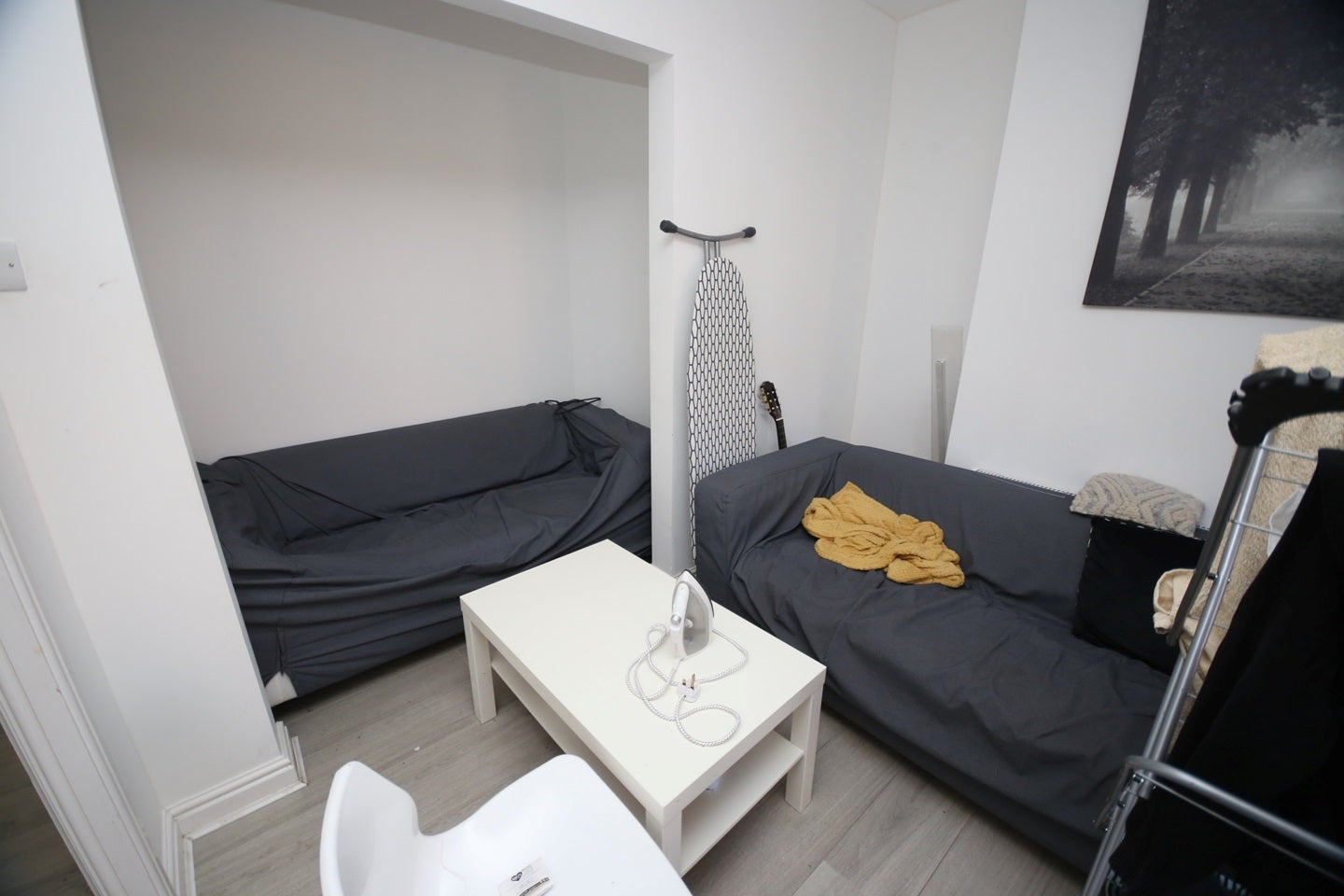 Room Langworthy Road in Salford