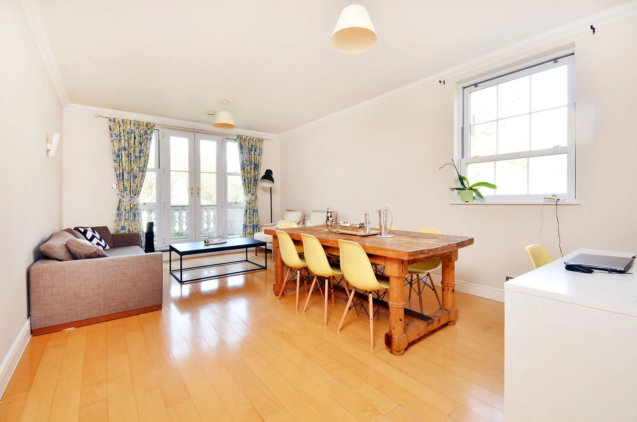 Flat Parkside in Greater London