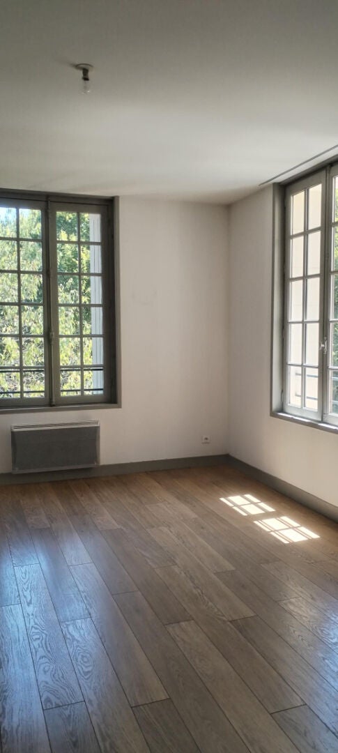 Appartement D 27 à Roussines