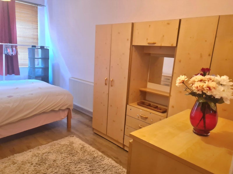 Room Elder Street in Greater London