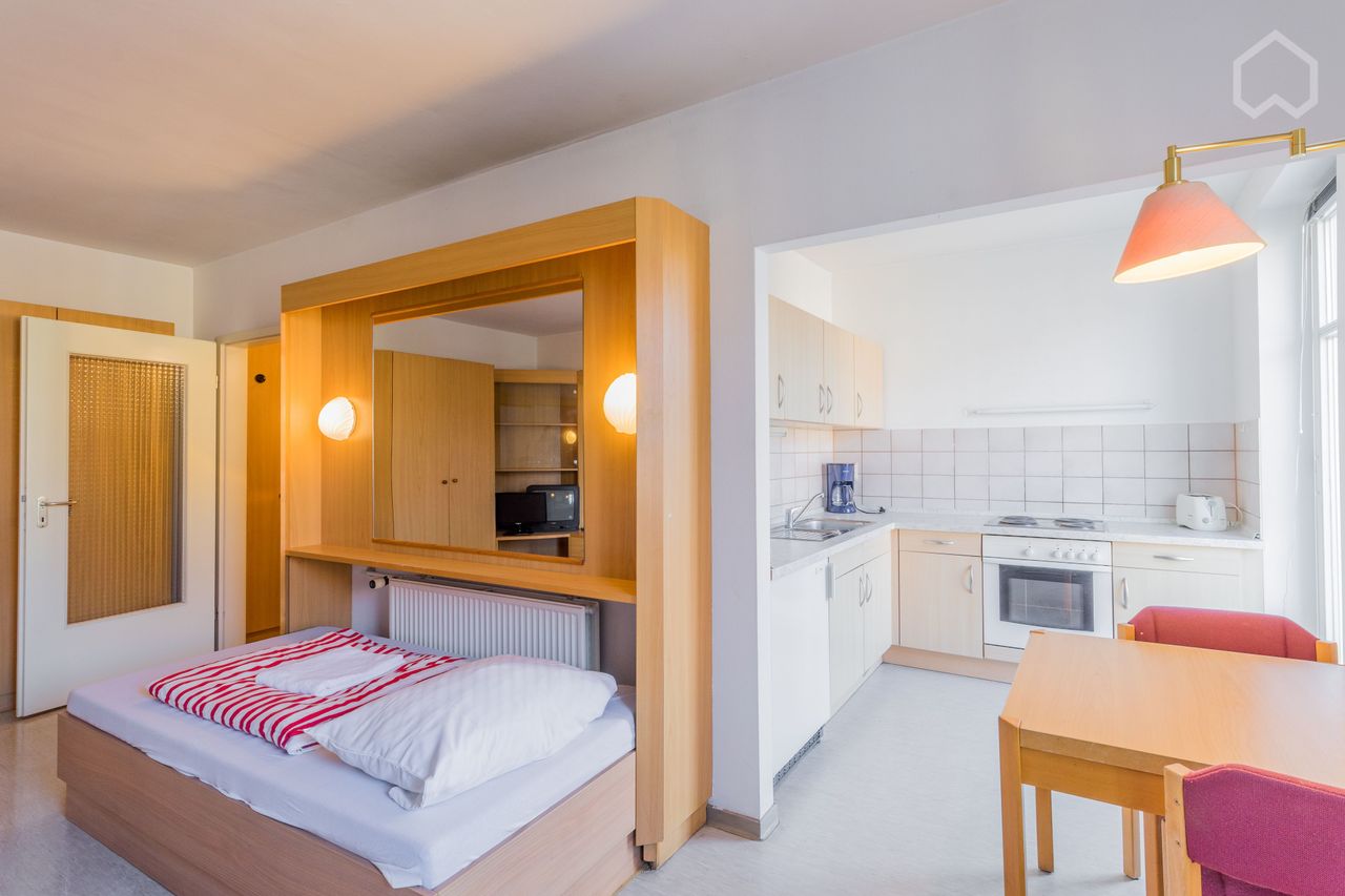 Wohnung Kreuznacher Straße in Berlin