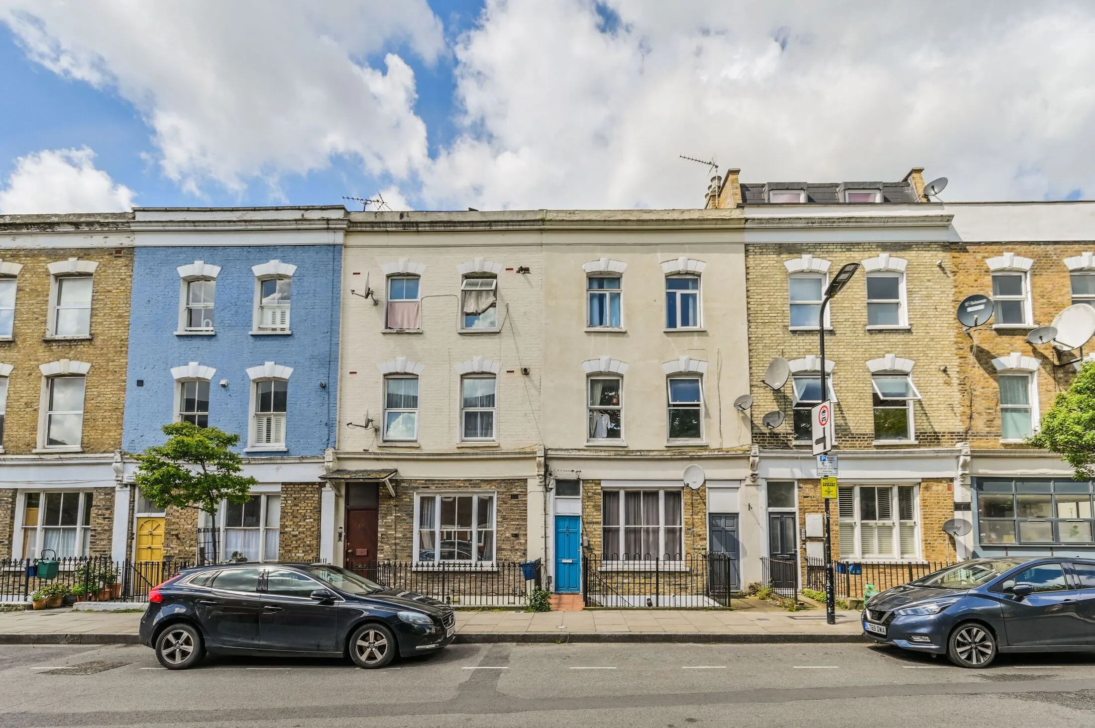 Flat Knebworth Road in Greater London