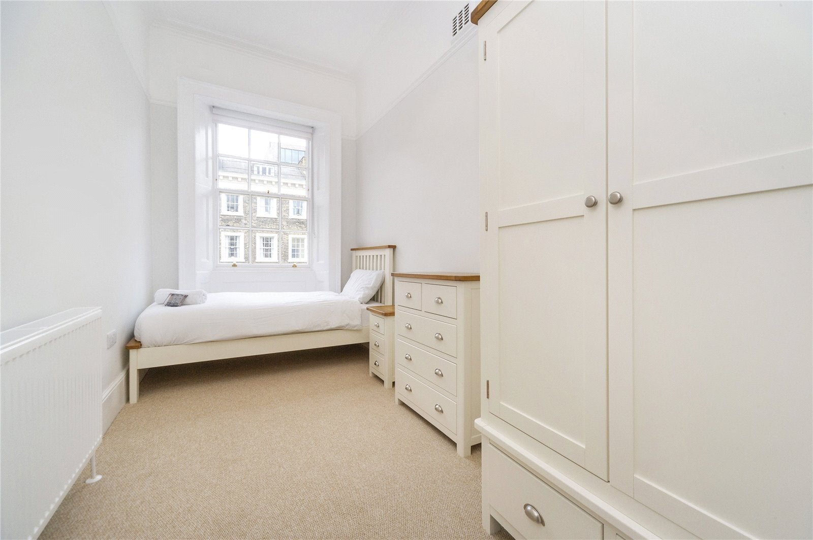 Flat Taviton Street in Greater London