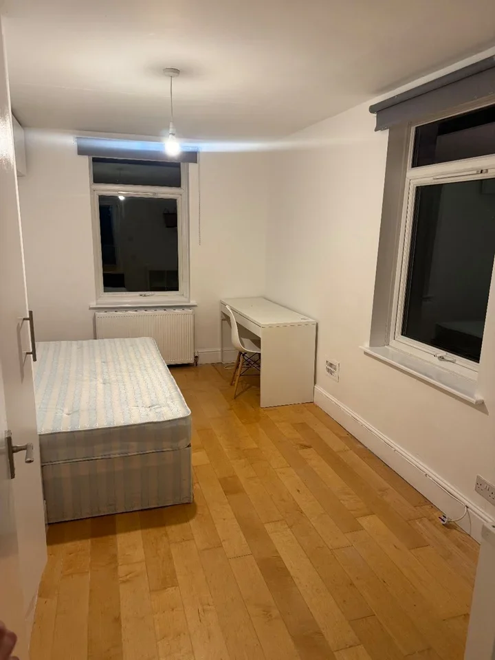 House Greyhound Road in Greater London