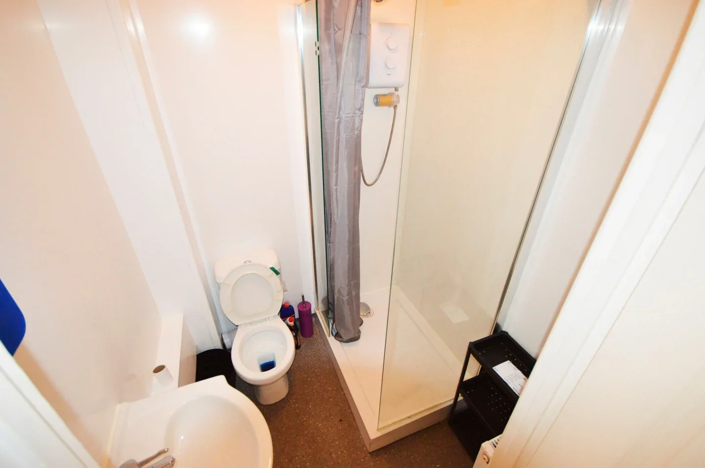 Room Sir Henry Parkes Road in Coventry