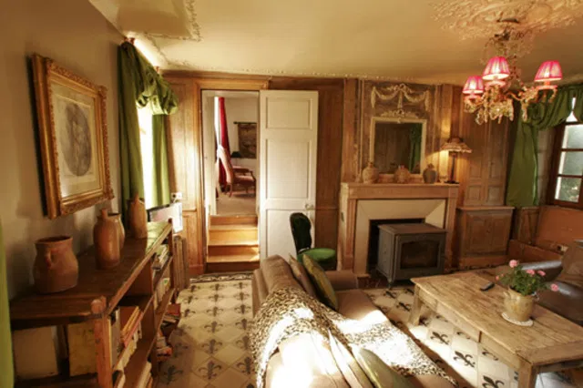 Chambre Rue Guérard à Noyers