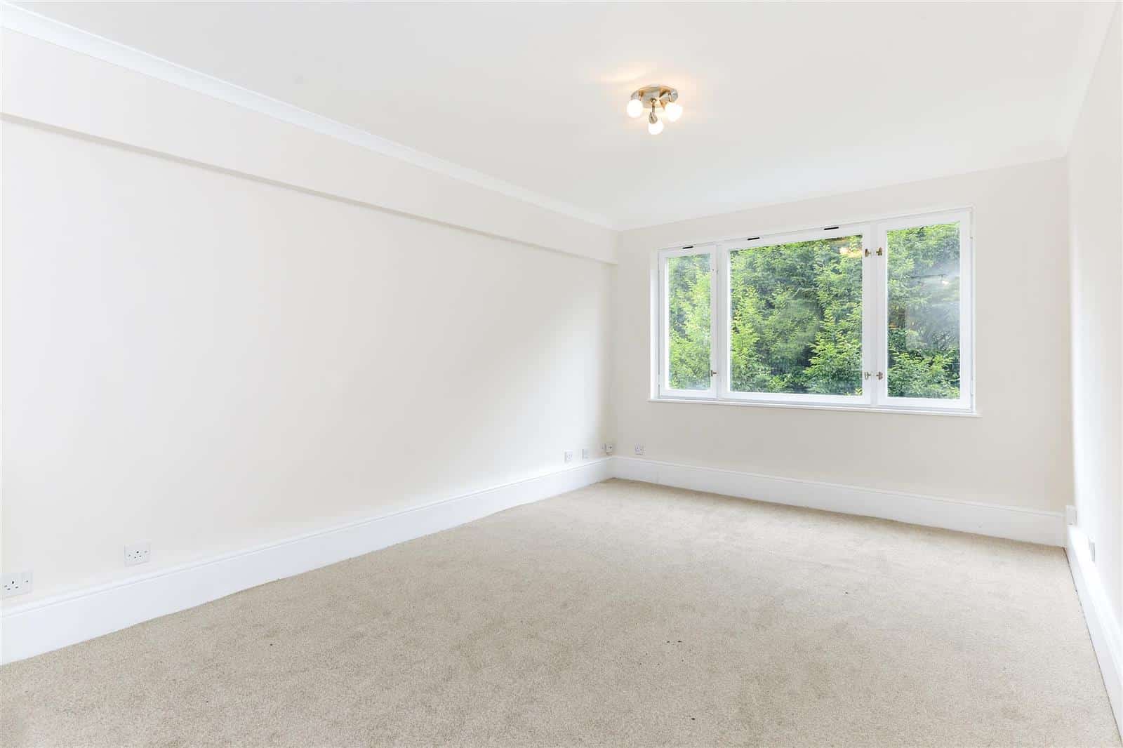 Flat Southwick Street in City of Westminster