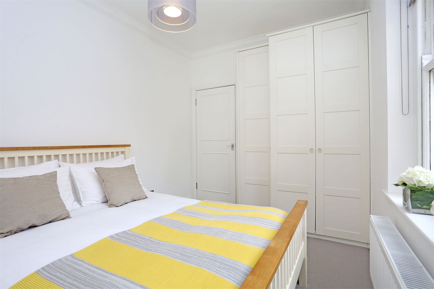 Flat Lime Grove in Greater London