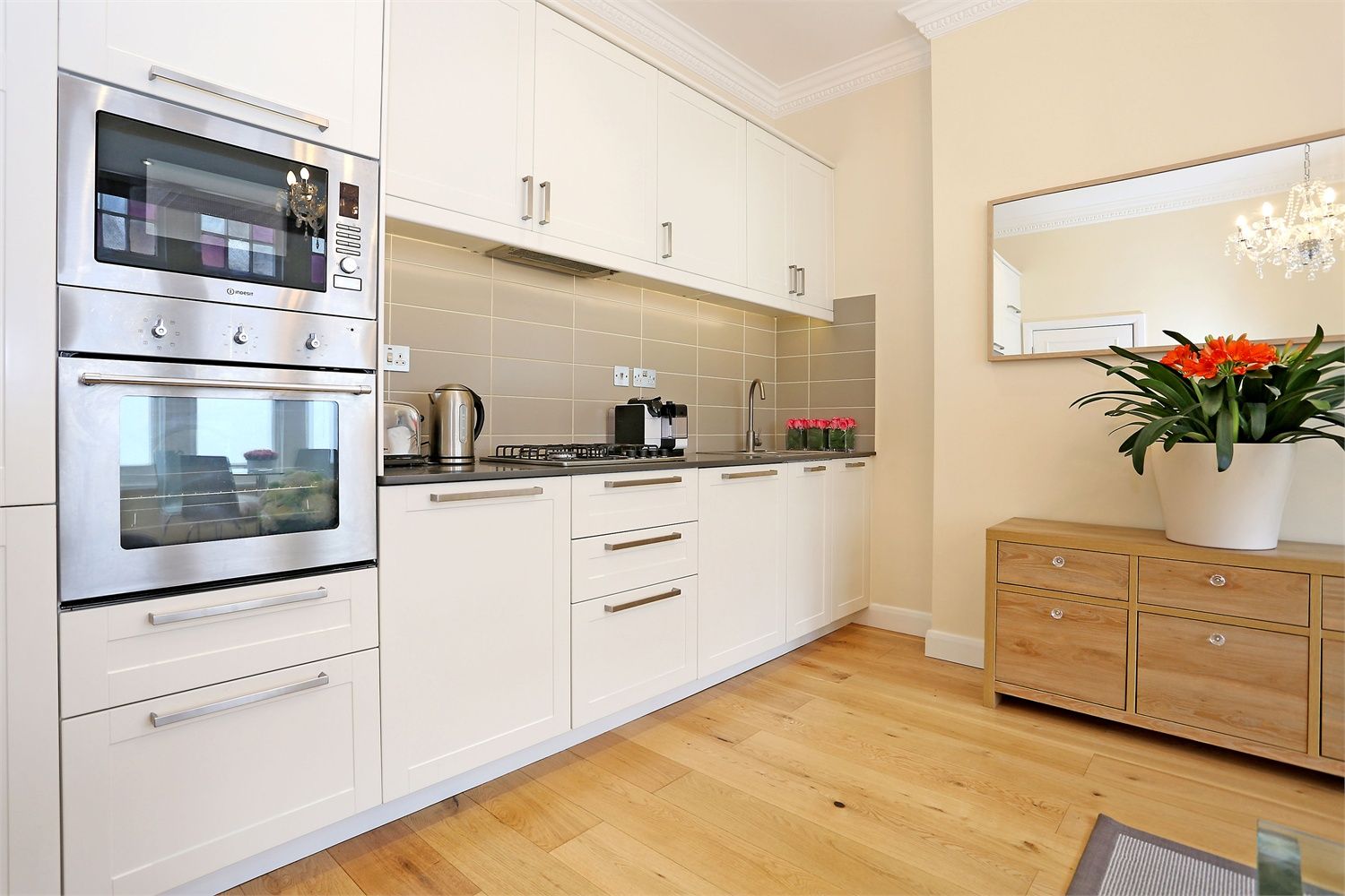 Flat Lime Grove in Greater London