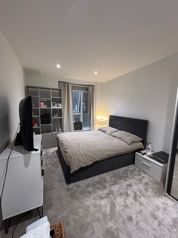 Room Tollgate Gardens in City of Westminster
