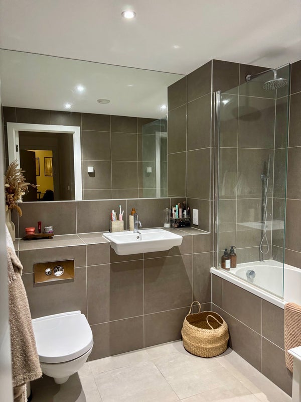 Room Tollgate Gardens in City of Westminster