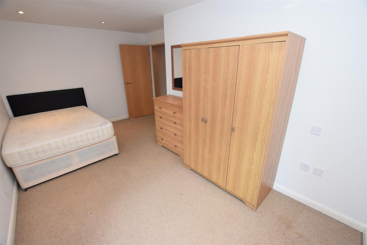 Flat Stuart Street in Derby