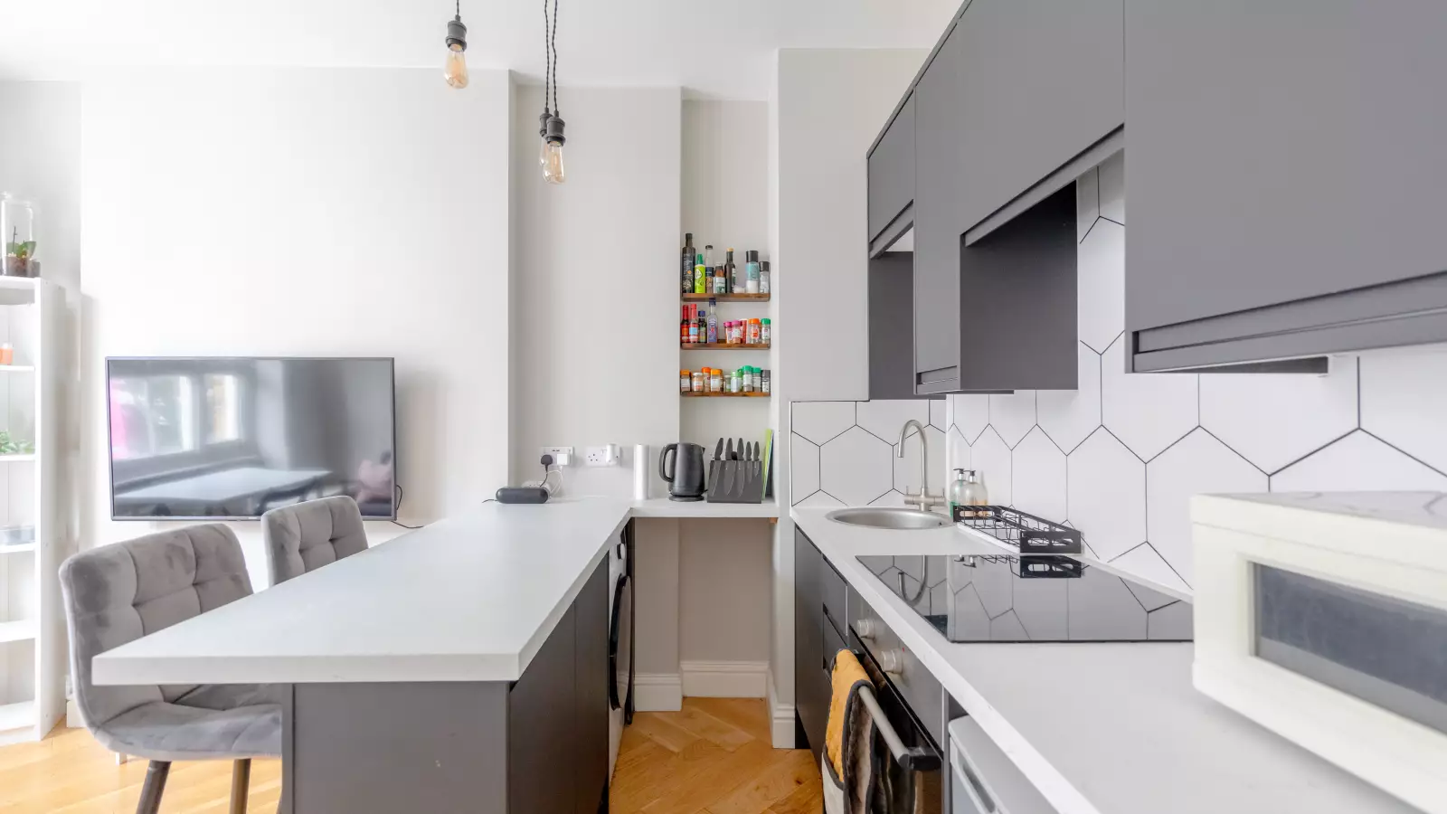 Flat Clerkenwell Green in Greater London