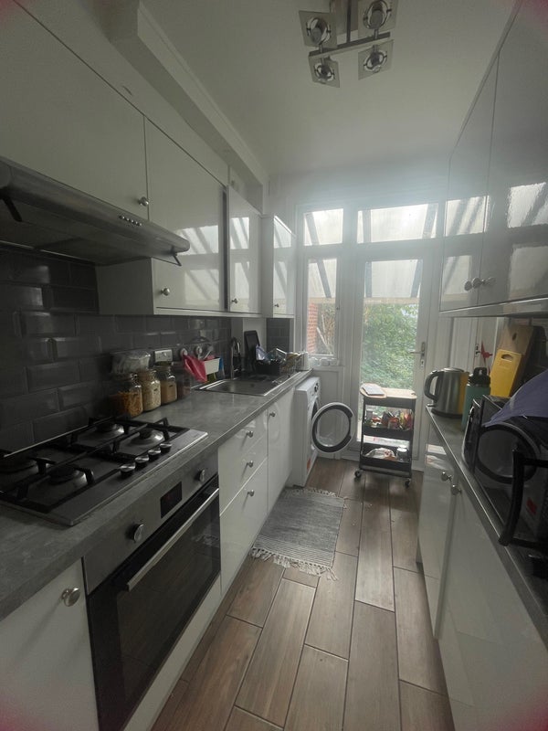Room Dalmeny Avenue in Greater London