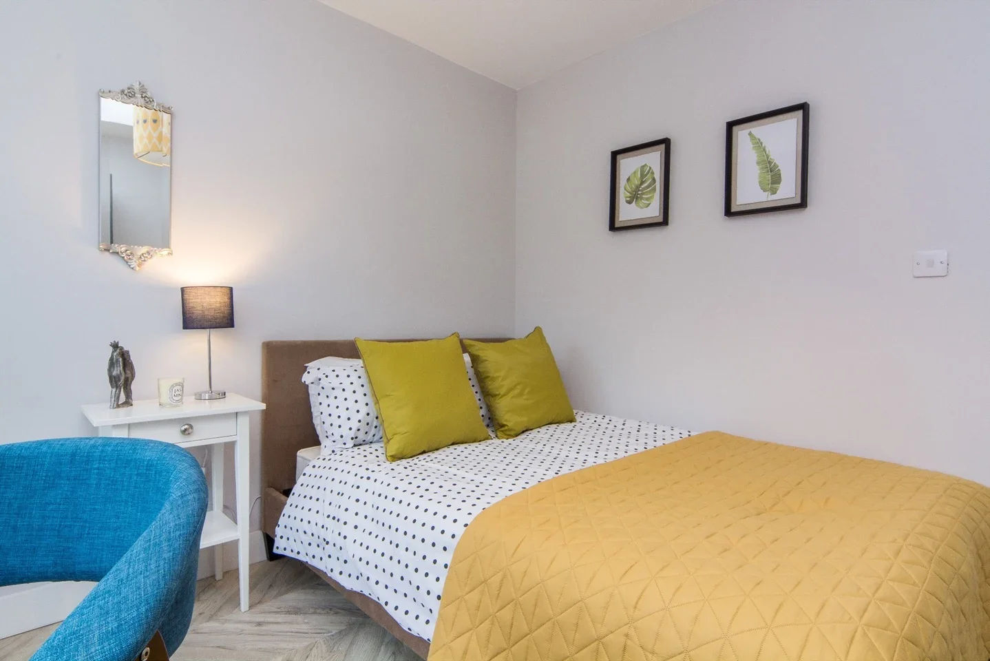 Room Pelham Crescent in Nottingham
