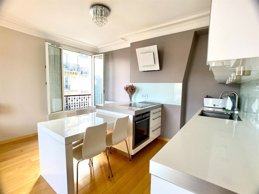 Appartement Rue Frémicourt à Paris