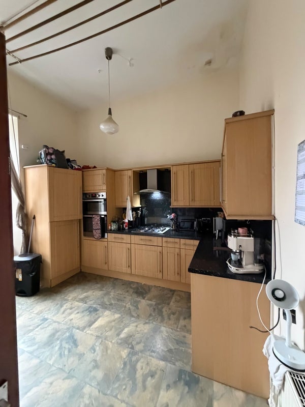 Room Lansdowne Crescent in Glasgow
