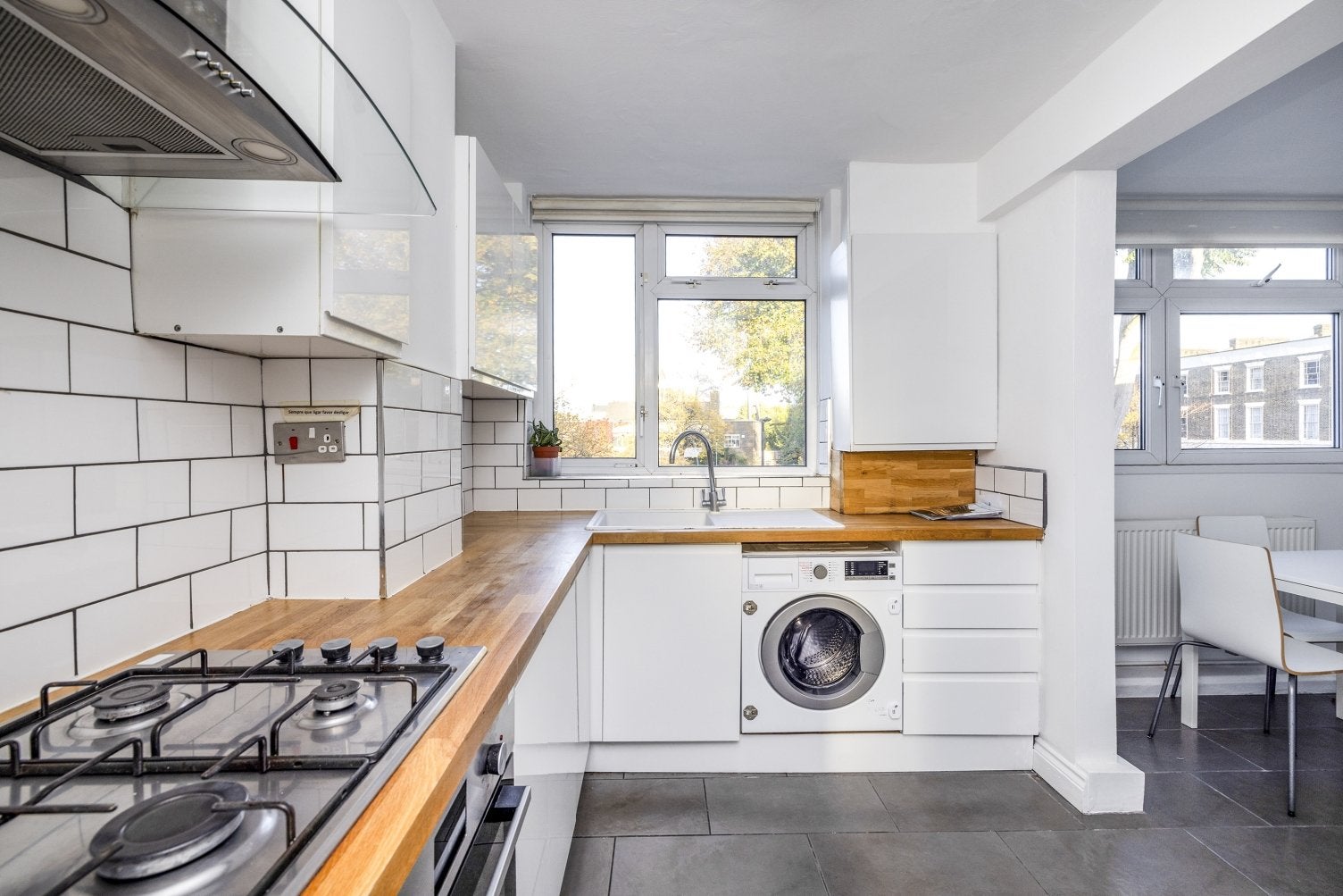 Flat Lorrimore Square in Greater London