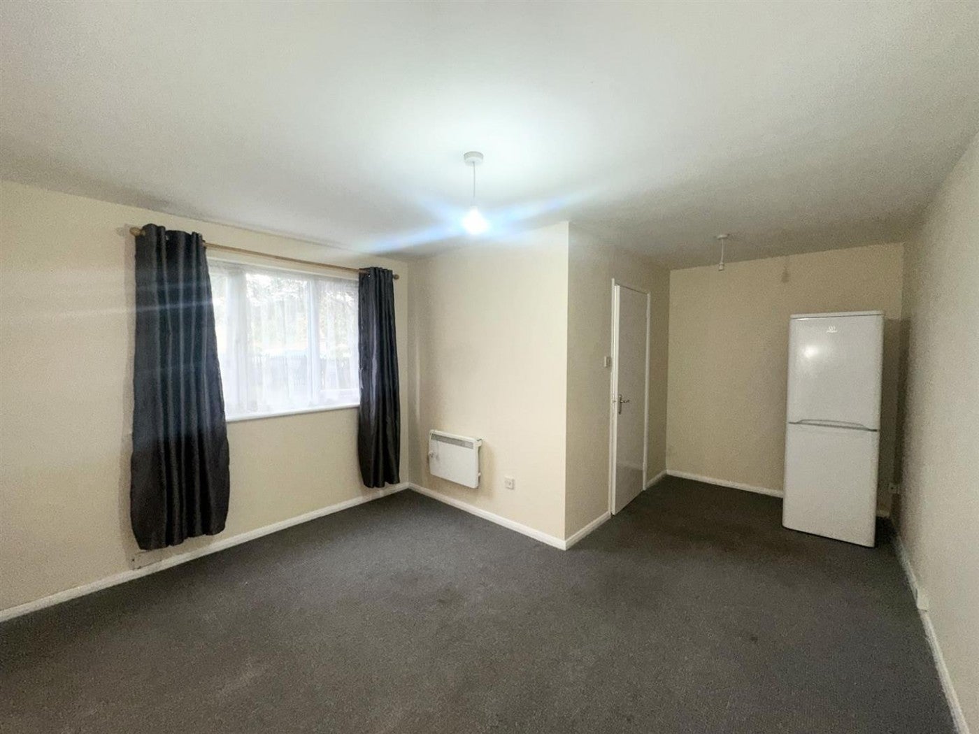 Flat Linnet Close in Greater London