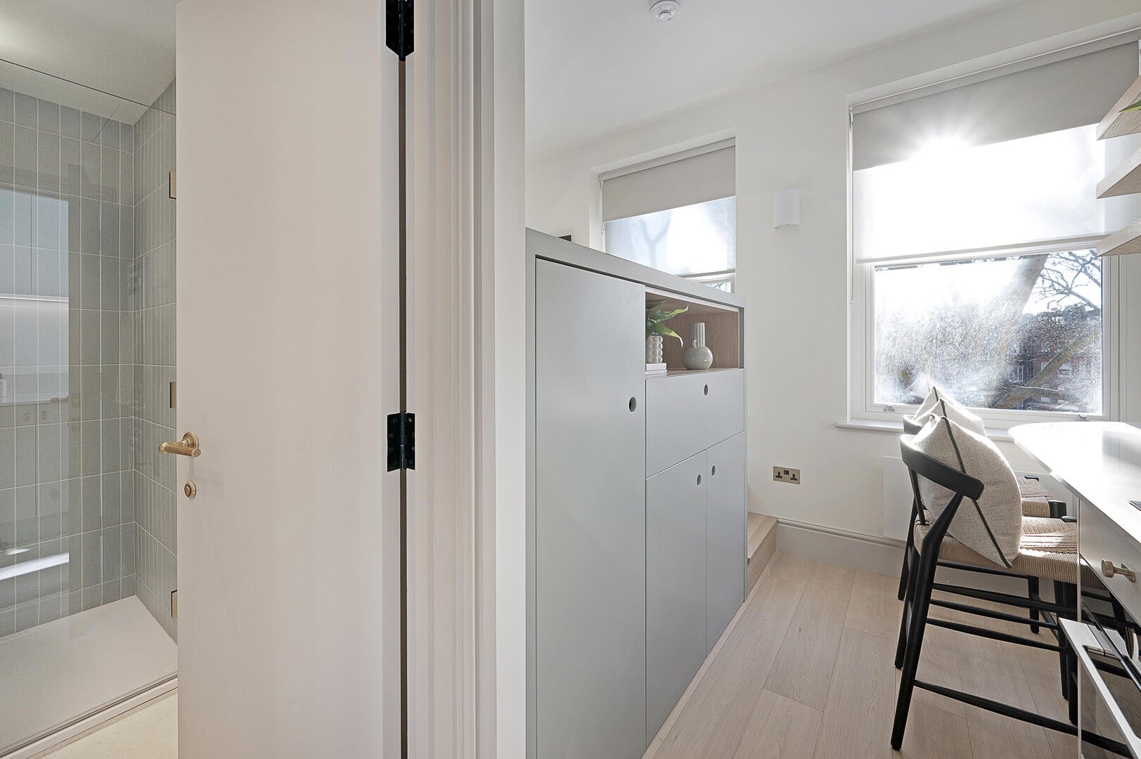 Flat Bramham Gardens in Greater London