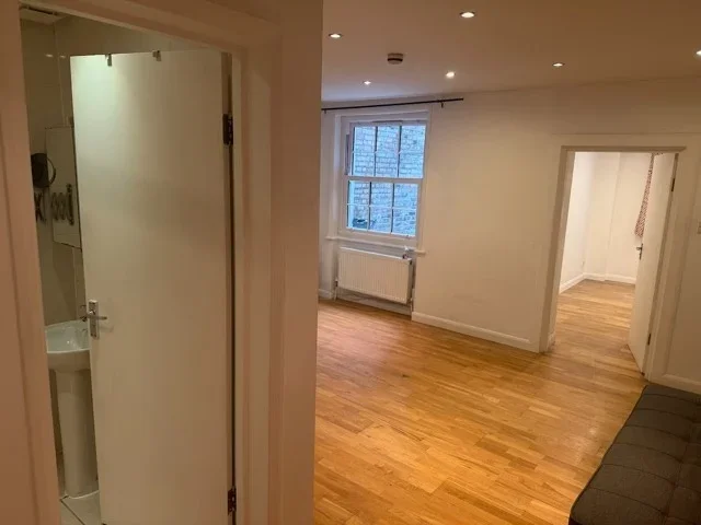 Flat Belsize Road in Greater London