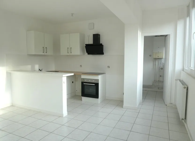 Flat Rue du Bois Bretoux in Saint-Laurent-d'Andenay