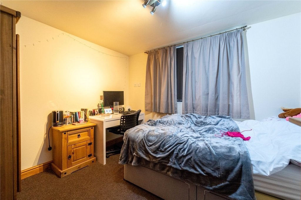 Flat Teignmouth Road in Birmingham