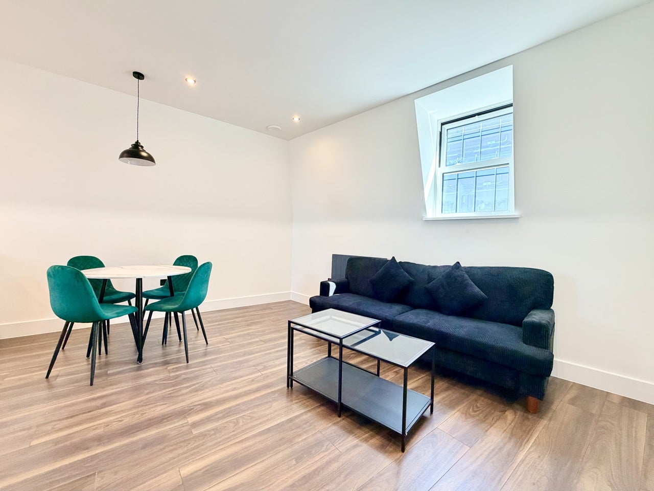 Flat Harrow Road in City of Westminster