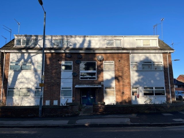 Flat Queens Road in Hull