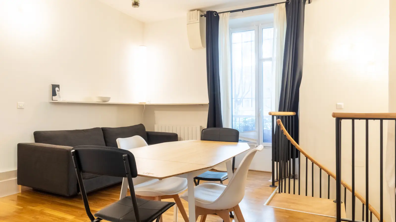 Flat Rue des Panoyaux in Paris