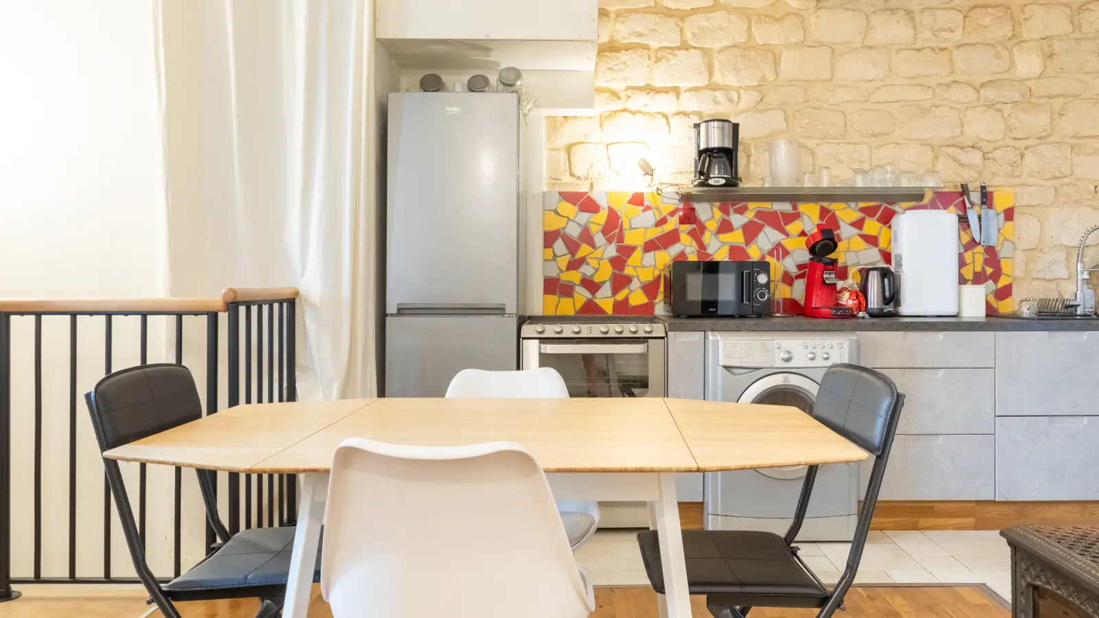 Flat Rue des Panoyaux in Paris