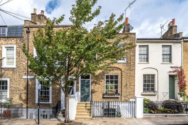 House Ripplevale Grove in Greater London