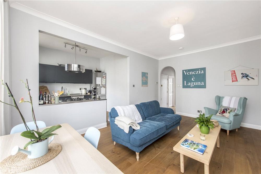 Flat Portland Place in City of Westminster