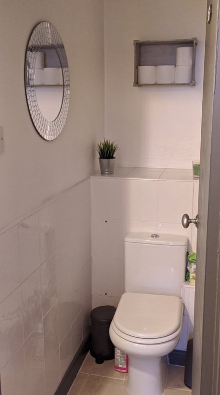 Room Camden Road in Greater London