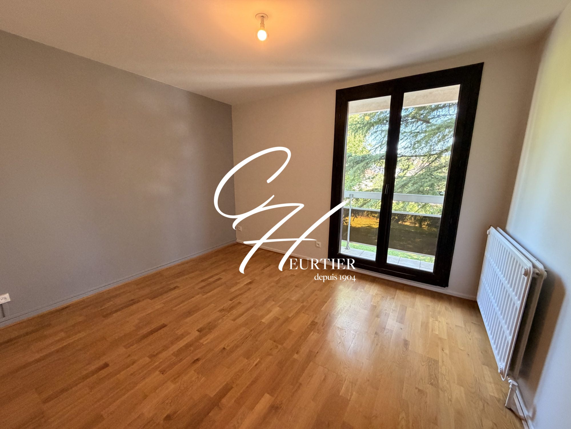 Flat Rue Aimé Bouchayer in Seyssinet-Pariset