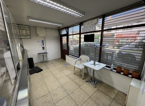 Room Laird Street in Birkenhead