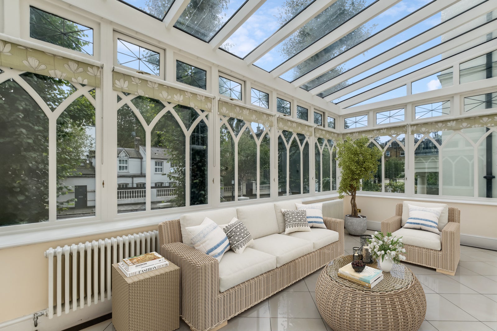 Flat Addison Road in Greater London