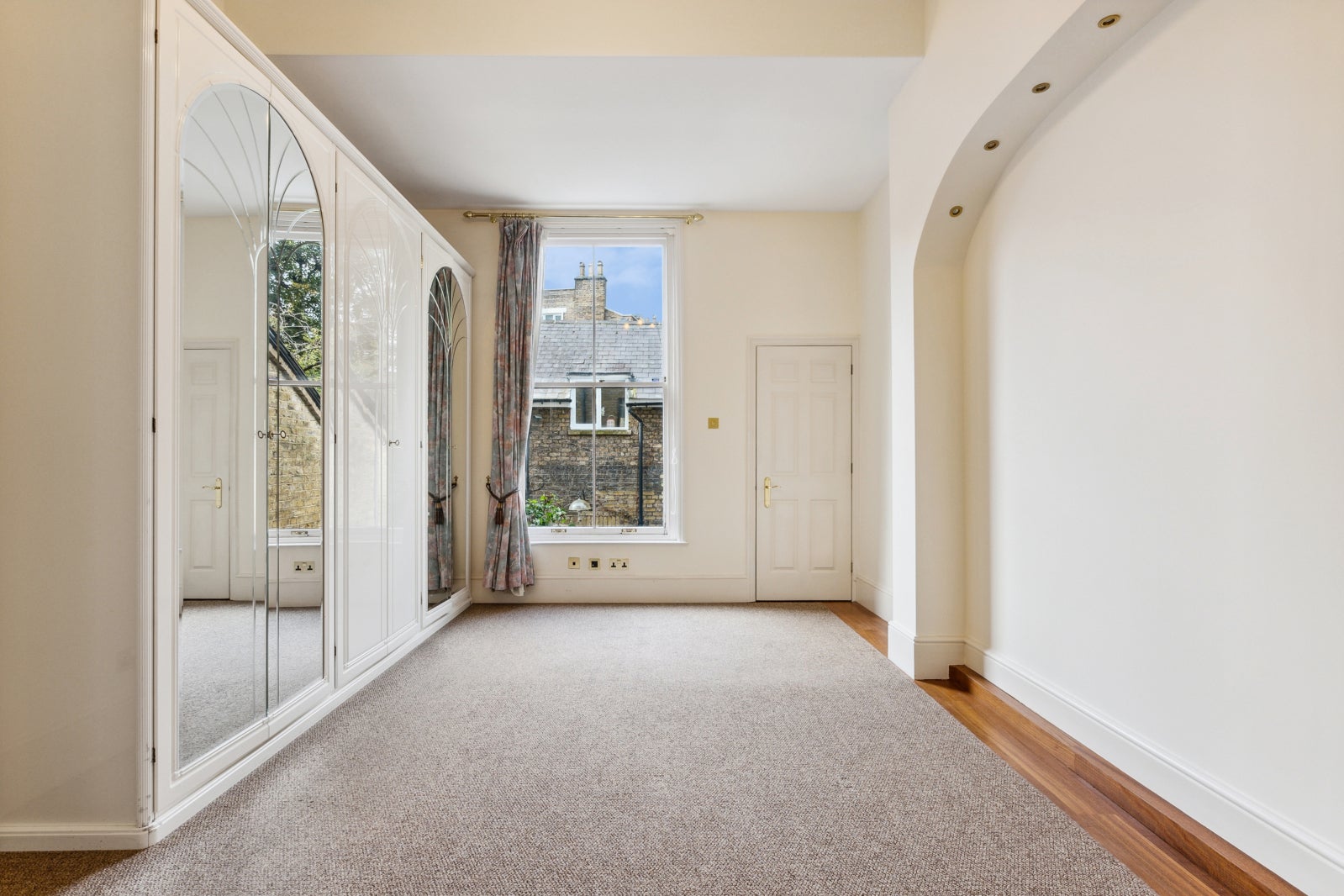 Flat Addison Road in Greater London