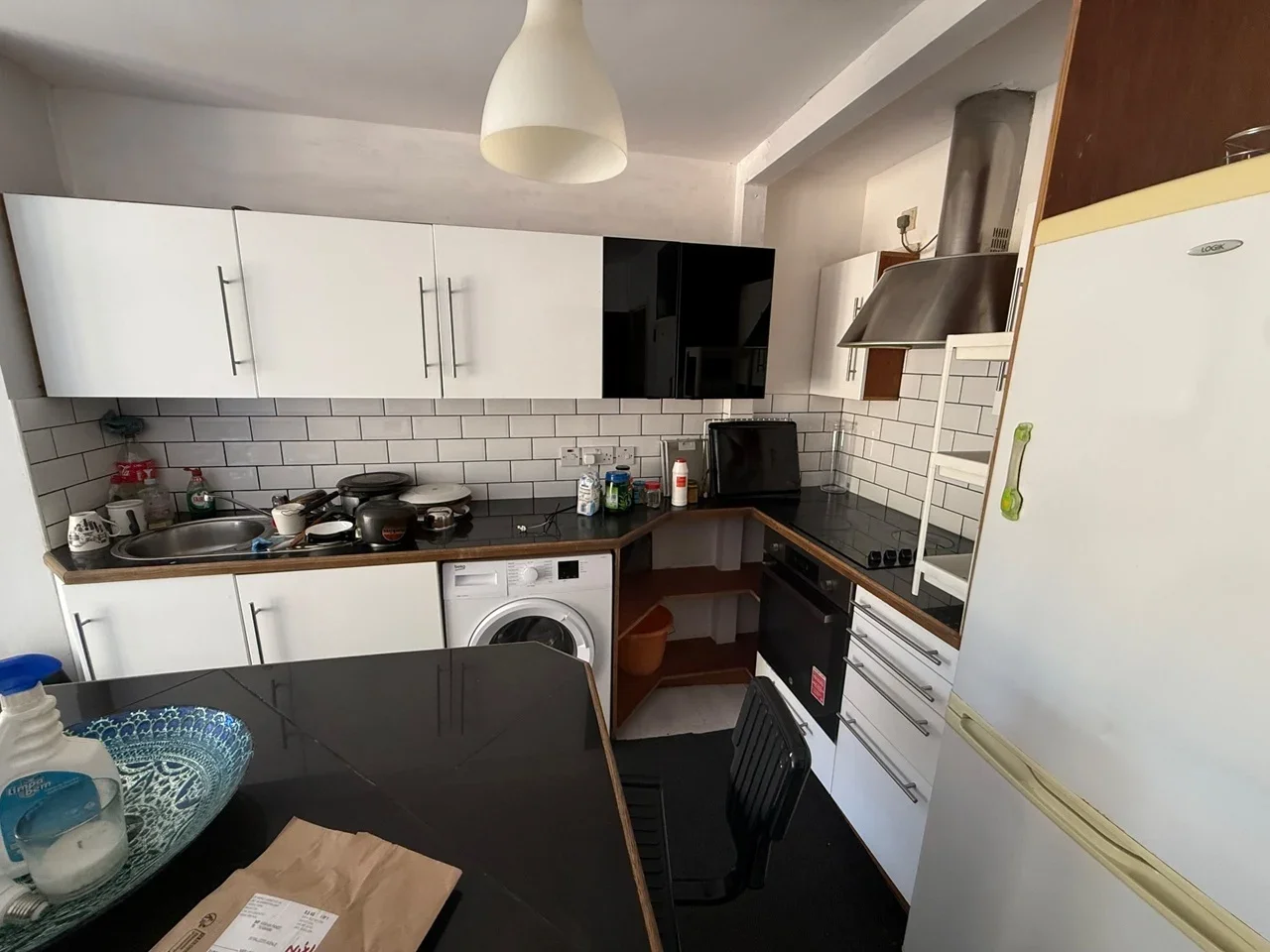 Room Wallcote Avenue in Greater London