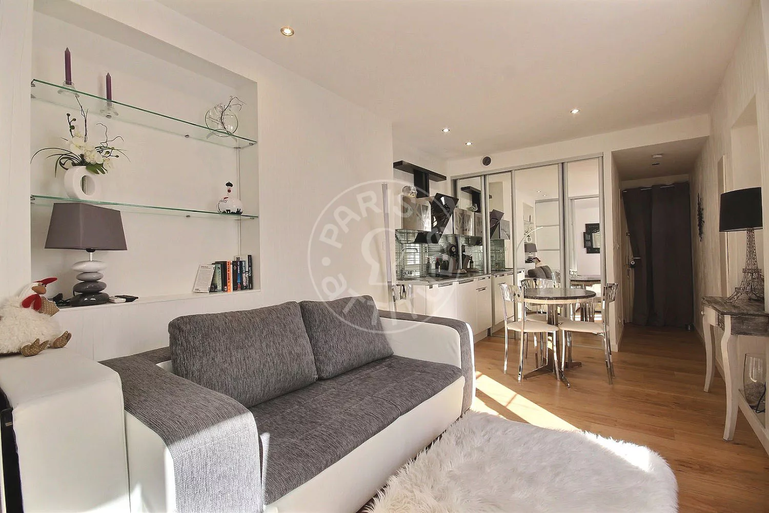 Appartement Rue Saint-Dominique à Paris
