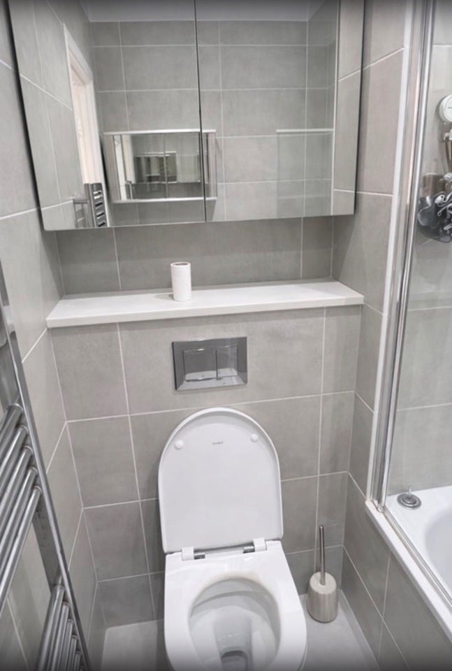 Room Challice Way in Greater London