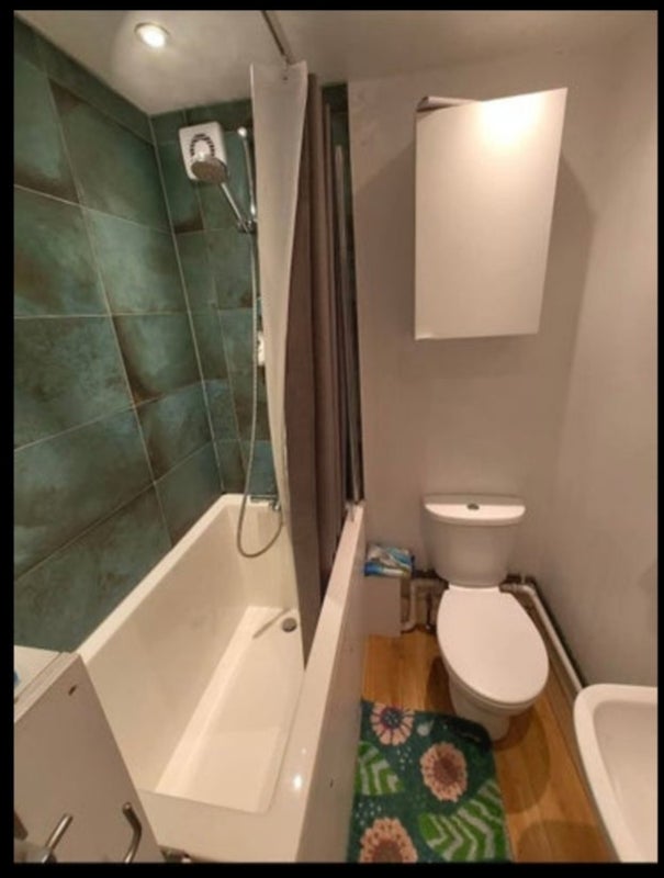 Room Mayall Road in Greater London